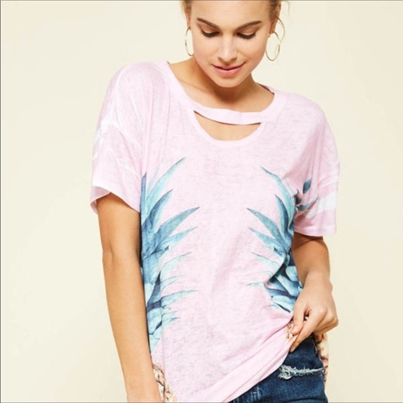 Knit tee with Pineapple graphic - Picture 3 of 6